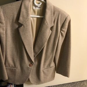 Gorgeous work blazer never worn brand new